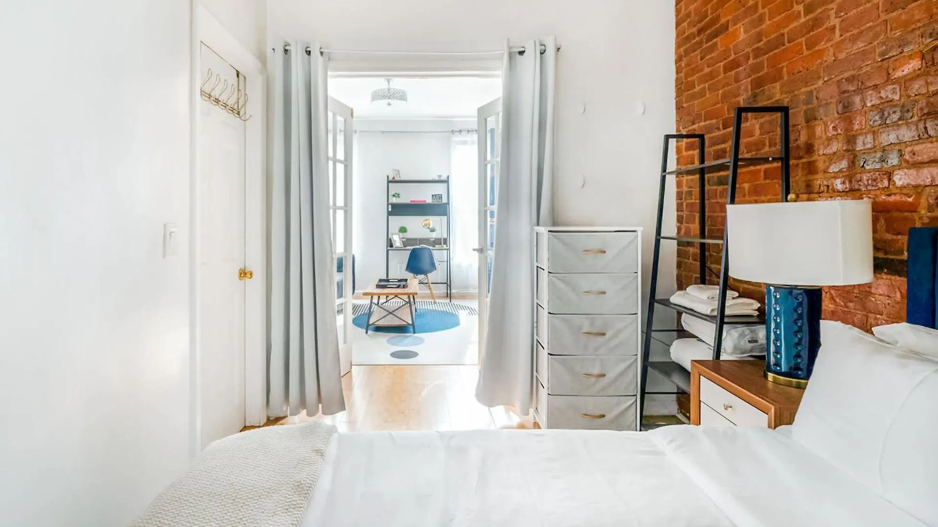 454-4R New 2Br Prime Midtown Best Value Sleeps 5 New York Apartment